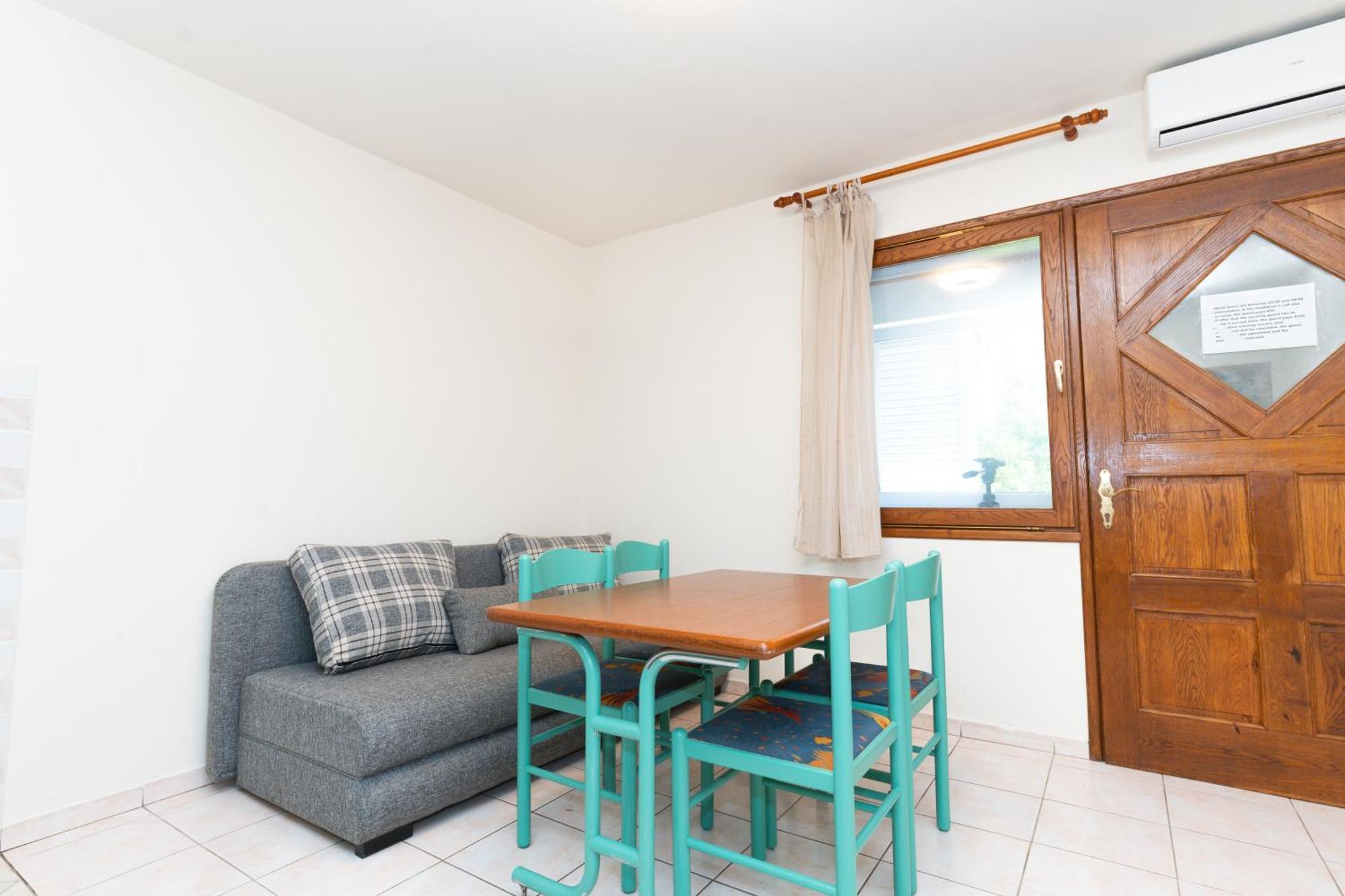 Villa Barbara Oasis Central Suite With Terrace نوفاليا المظهر الخارجي الصورة
