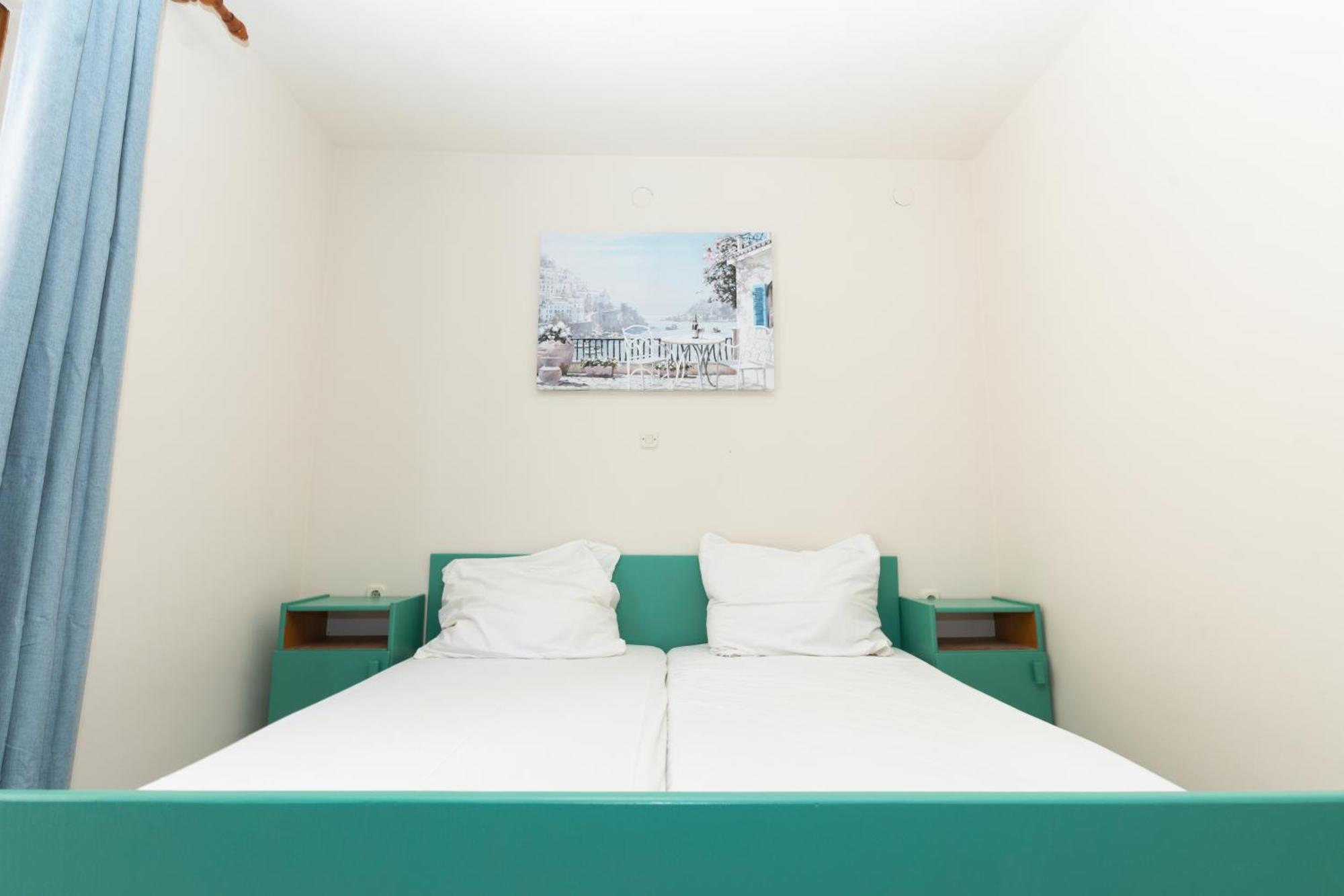 Villa Barbara Oasis Central Suite With Terrace نوفاليا المظهر الخارجي الصورة