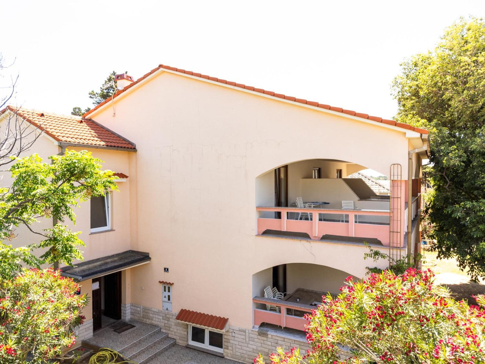 Villa Barbara Oasis Central Suite With Terrace نوفاليا المظهر الخارجي الصورة
