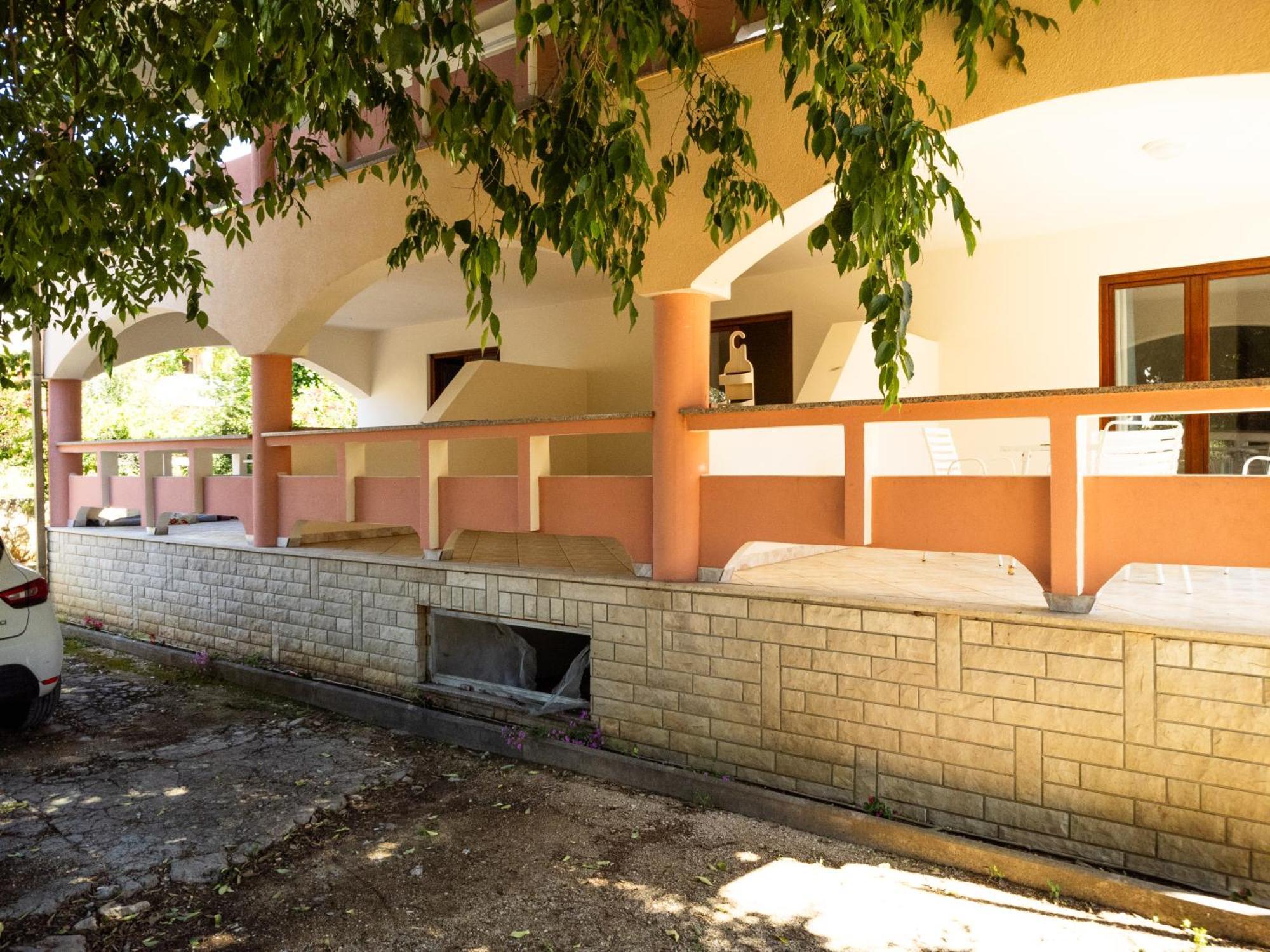 Villa Barbara Oasis Central Suite With Terrace نوفاليا المظهر الخارجي الصورة