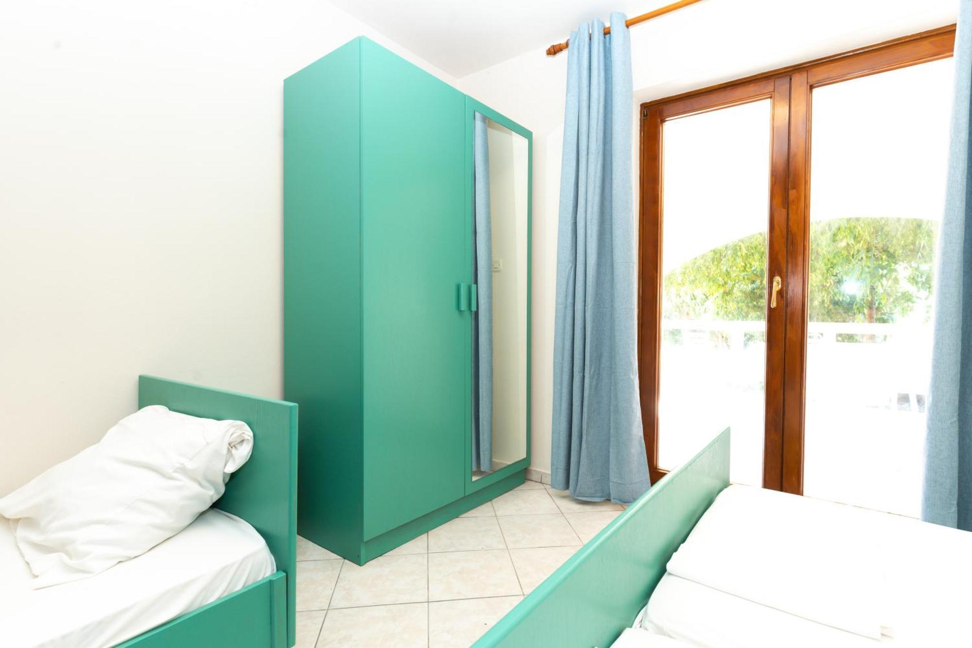 Villa Barbara Oasis Central Suite With Terrace نوفاليا المظهر الخارجي الصورة