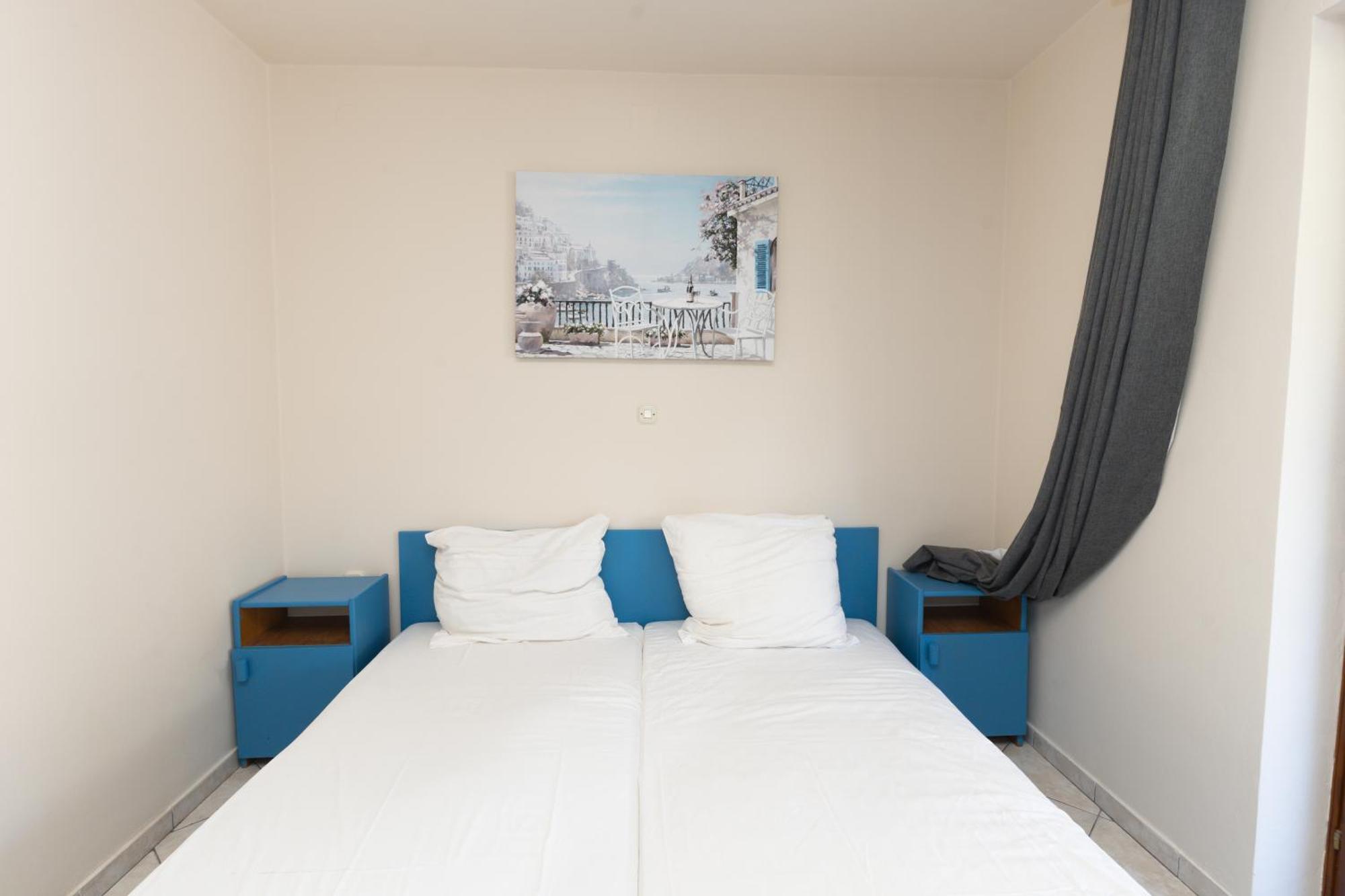 Villa Barbara Oasis Central Suite With Terrace نوفاليا المظهر الخارجي الصورة