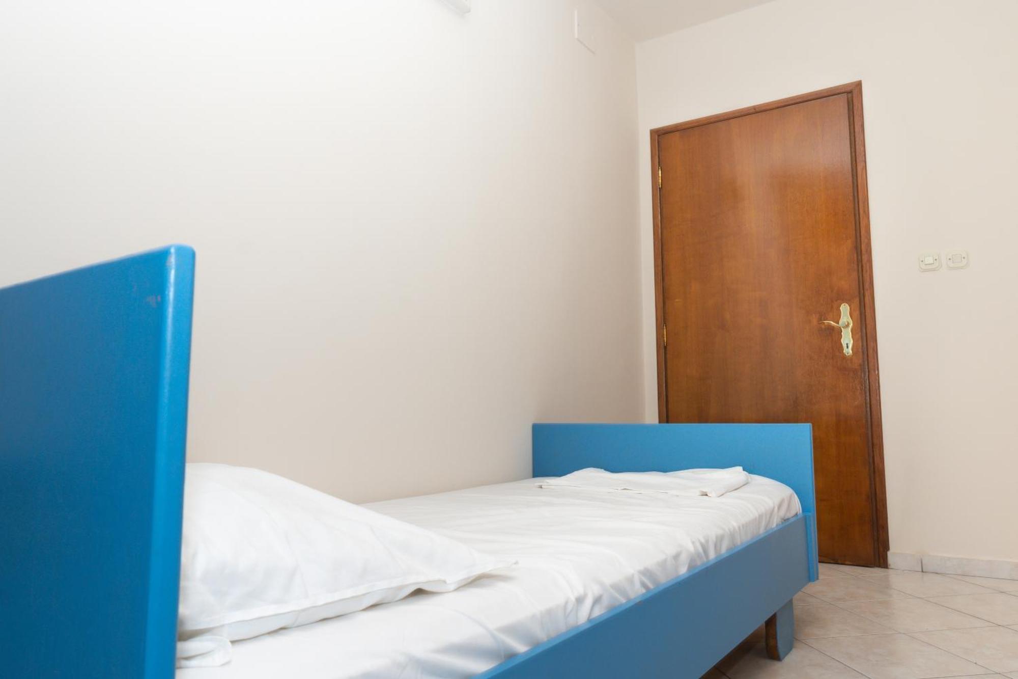 Villa Barbara Oasis Central Suite With Terrace نوفاليا المظهر الخارجي الصورة