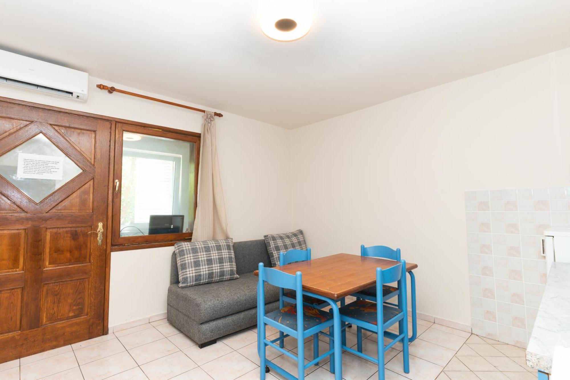 Villa Barbara Oasis Central Suite With Terrace نوفاليا المظهر الخارجي الصورة