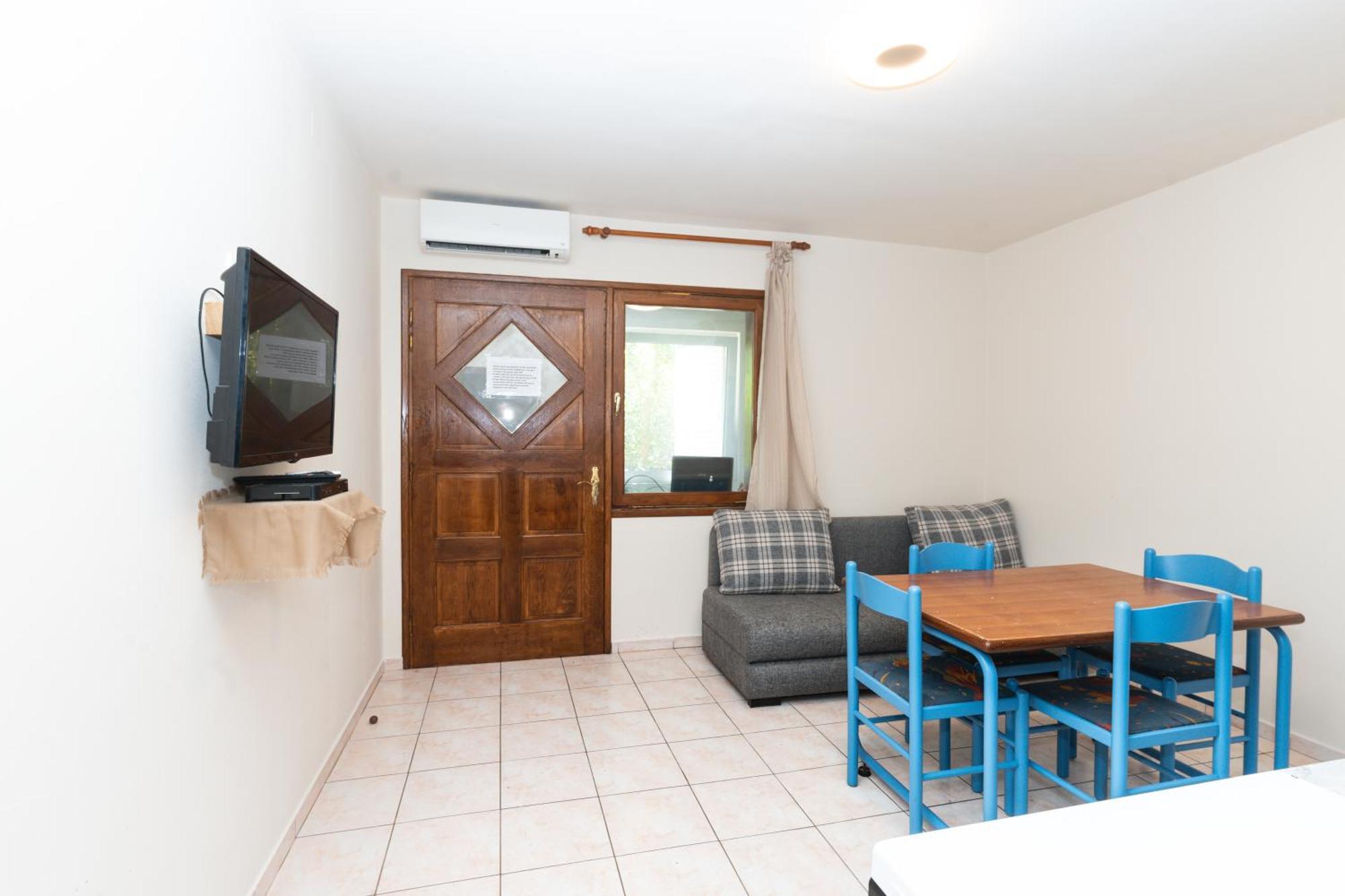 Villa Barbara Oasis Central Suite With Terrace نوفاليا المظهر الخارجي الصورة