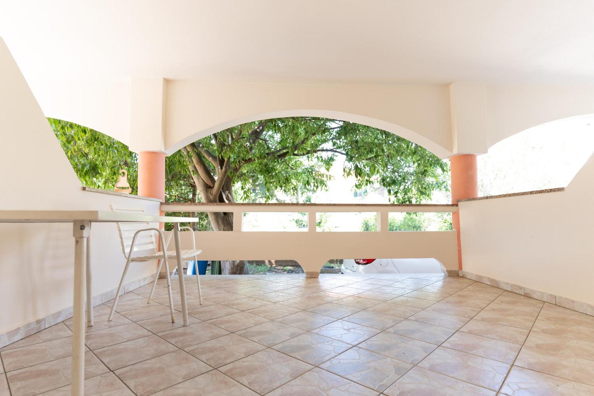 Villa Barbara Oasis Central Suite With Terrace نوفاليا المظهر الخارجي الصورة